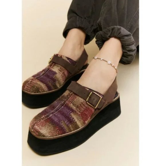 FREE PEOPLE Astrid Platform Mules / Mulberry SZ 8.5 - Picture 3 of 3